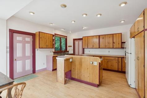 8 Mckeen Street Brunswick ME 04011