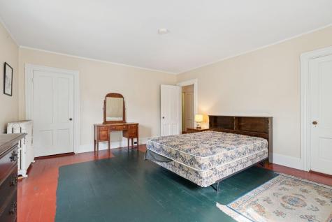 8 Mckeen Street Brunswick ME 04011