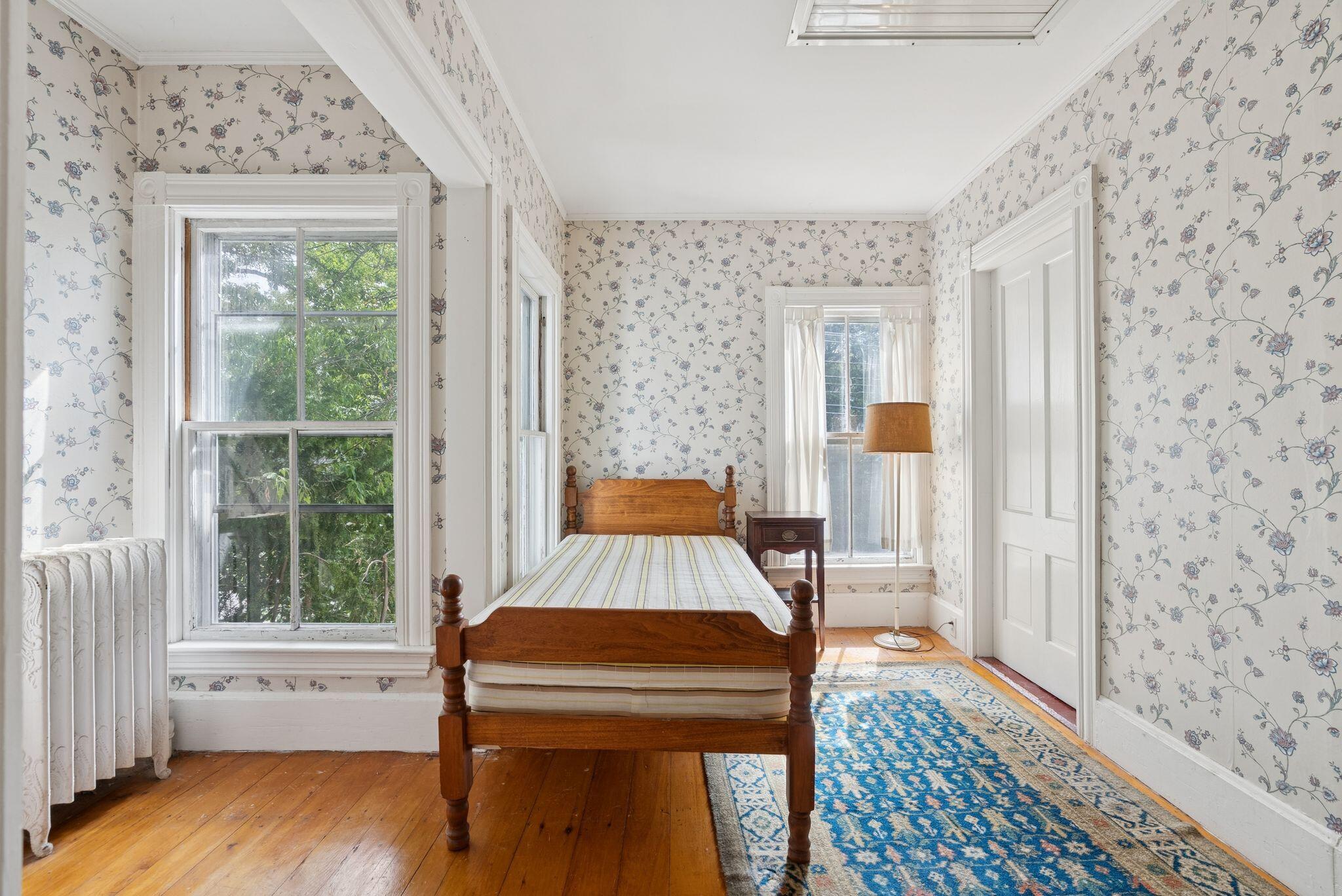 8 Mckeen Street Brunswick ME 04011