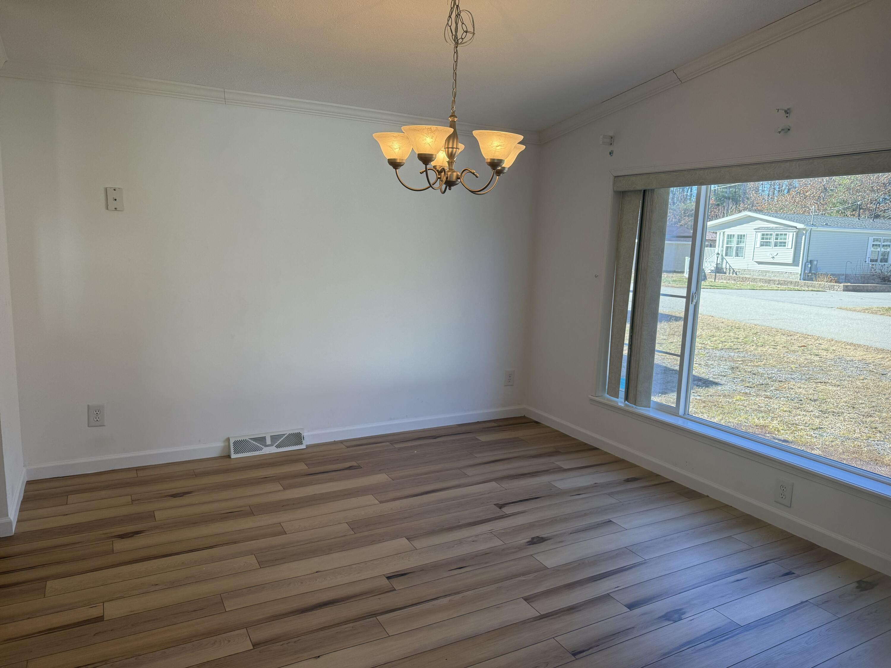 6 Commodore Drive Sanford ME 04073