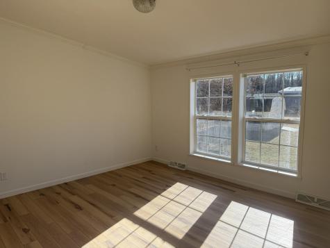 6 Commodore Drive Sanford ME 04073