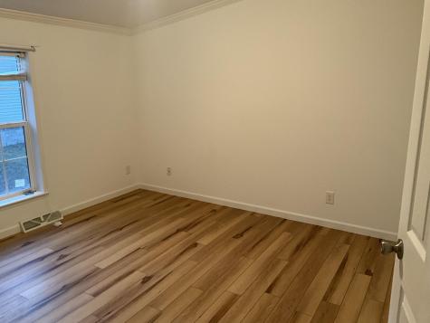 6 Commodore Drive Sanford ME 04073