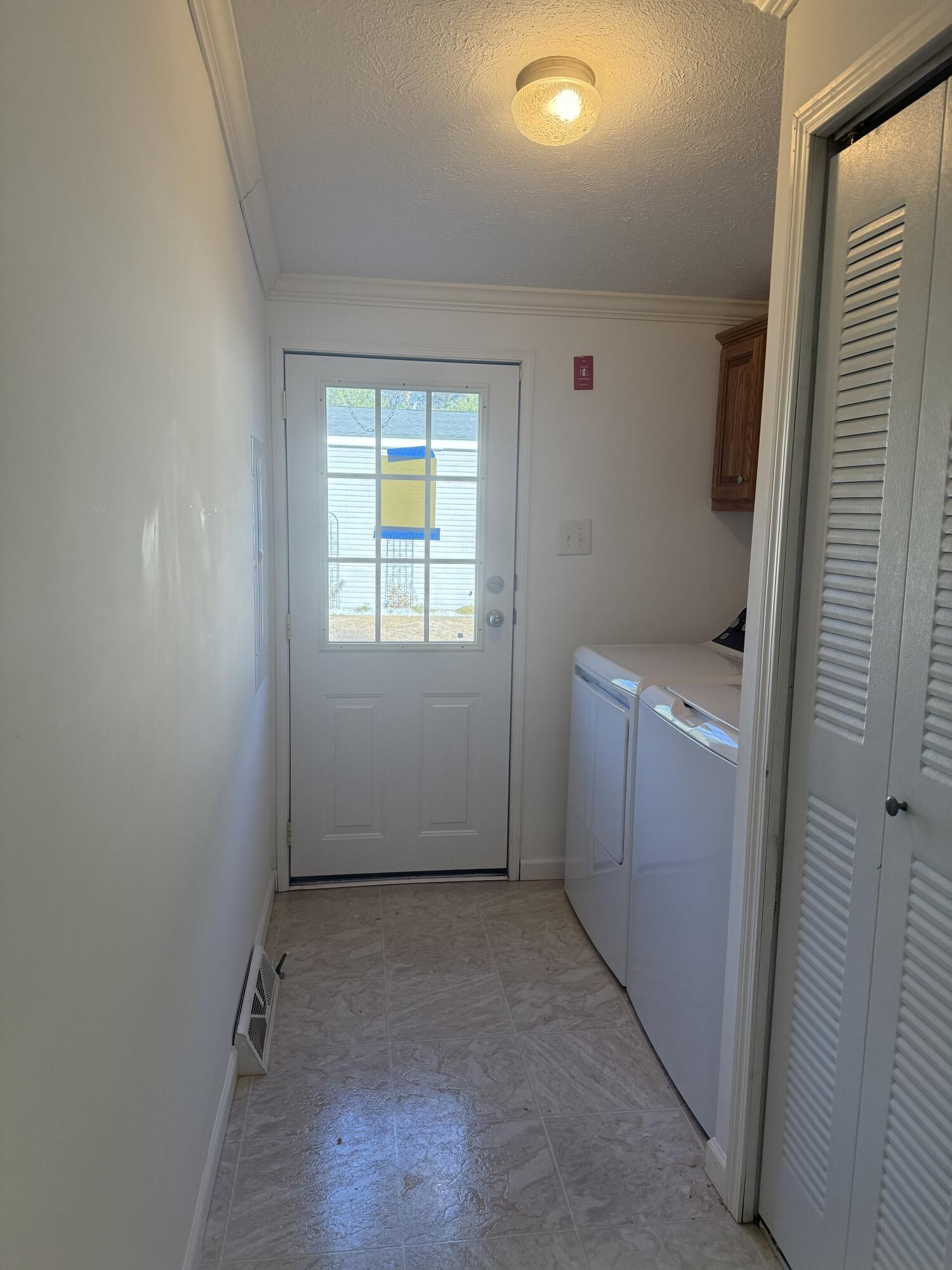 6 Commodore Drive Sanford ME 04073