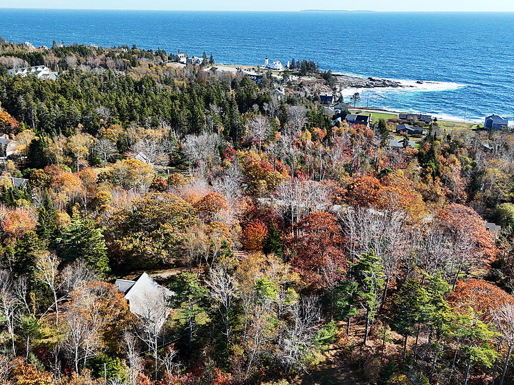 9 Blinn Road Bristol ME 04554