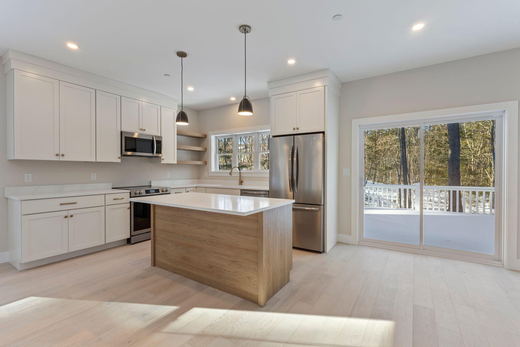 11 Peabody Lane Saco ME 04072