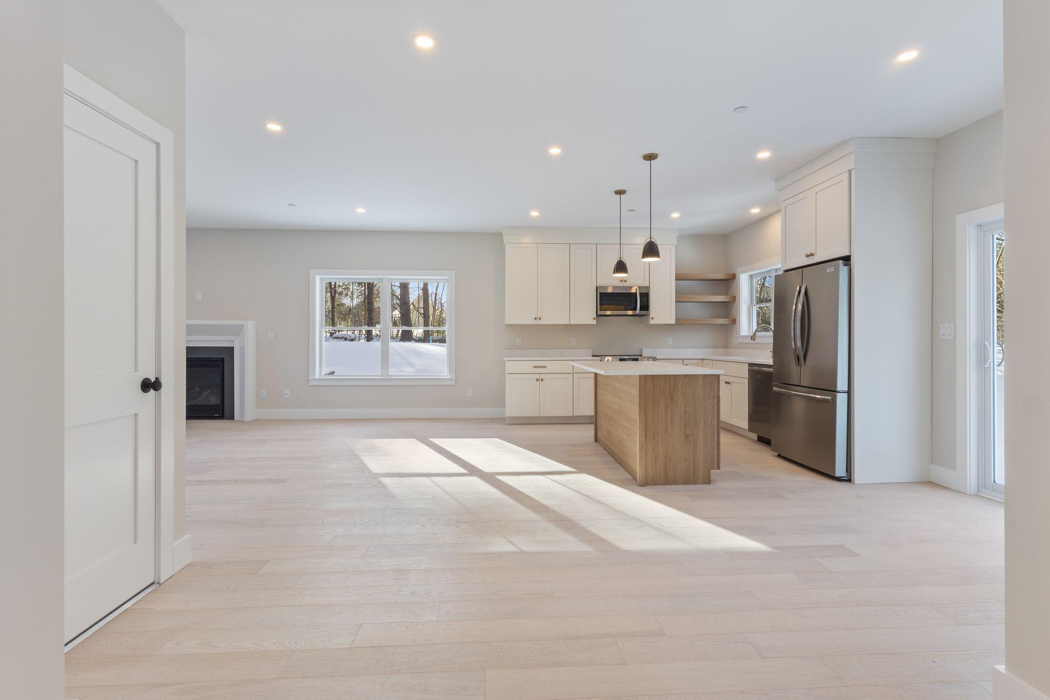 11 Peabody Lane Saco ME 04072