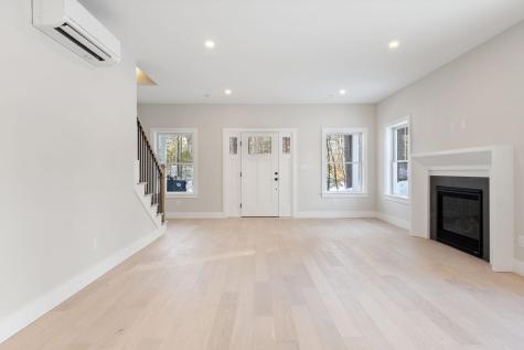 11 Peabody Lane Saco ME 04072