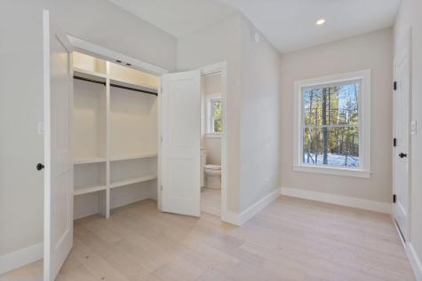 11 Peabody Lane Saco ME 04072