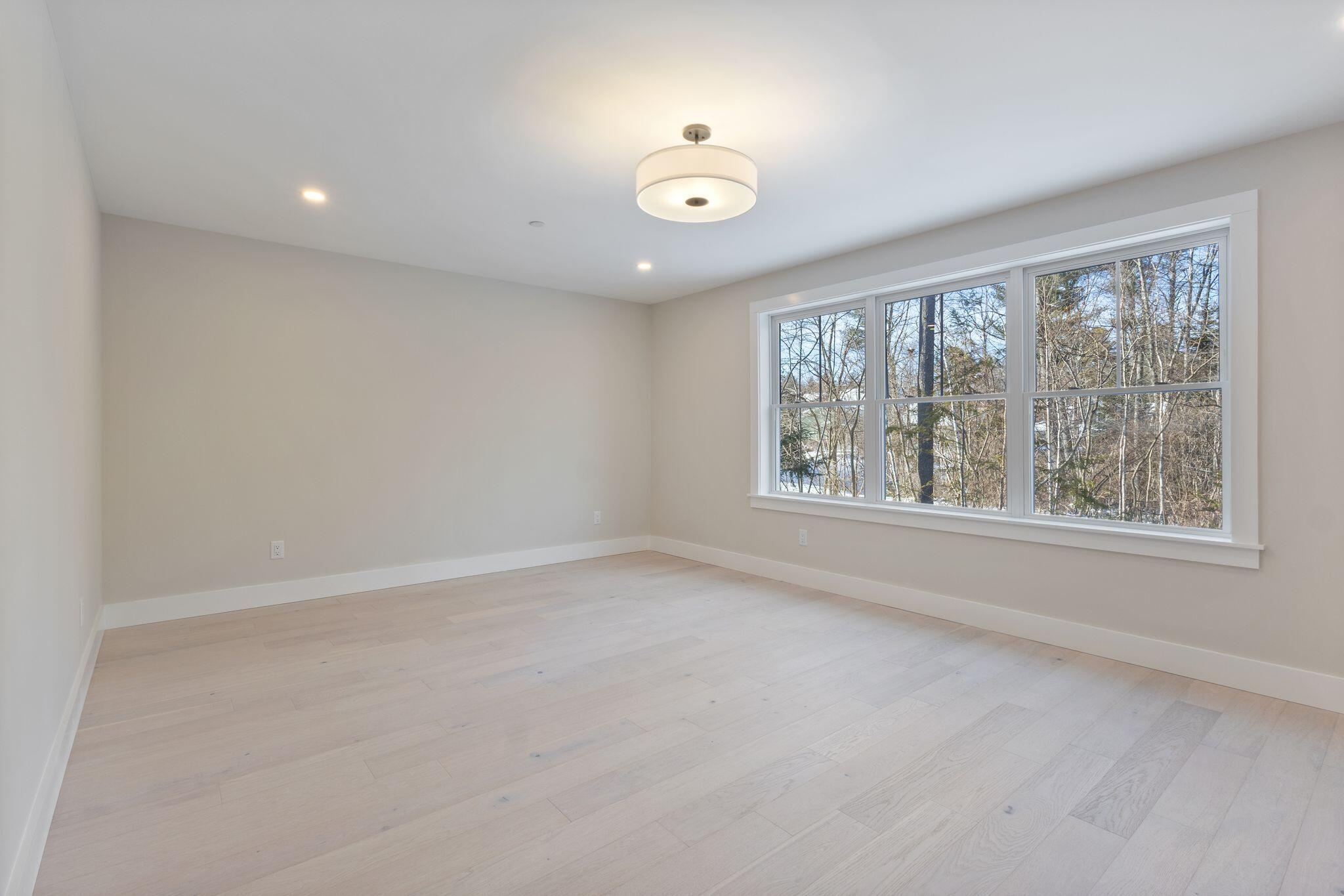 11 Peabody Lane Saco ME 04072