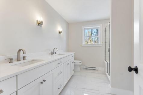 11 Peabody Lane Saco ME 04072