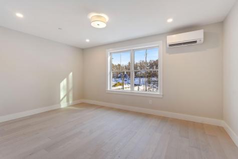 11 Peabody Lane Saco ME 04072