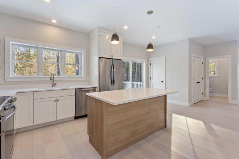 11 Peabody Lane Saco ME 04072