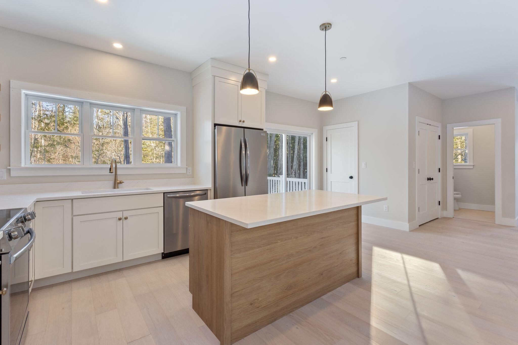 11 Peabody Lane Saco ME 04072