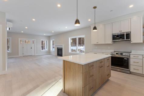 11 Peabody Lane Saco ME 04072