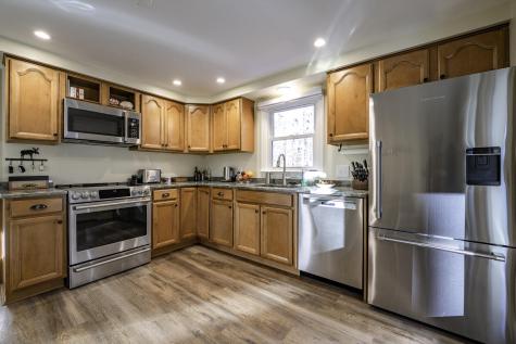 23 Merrymeeting Drive Topsham ME 04086