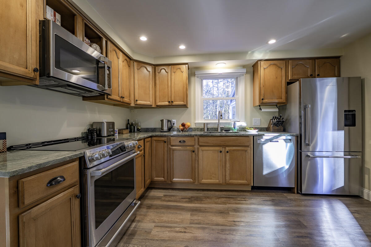 23 Merrymeeting Drive Topsham ME 04086