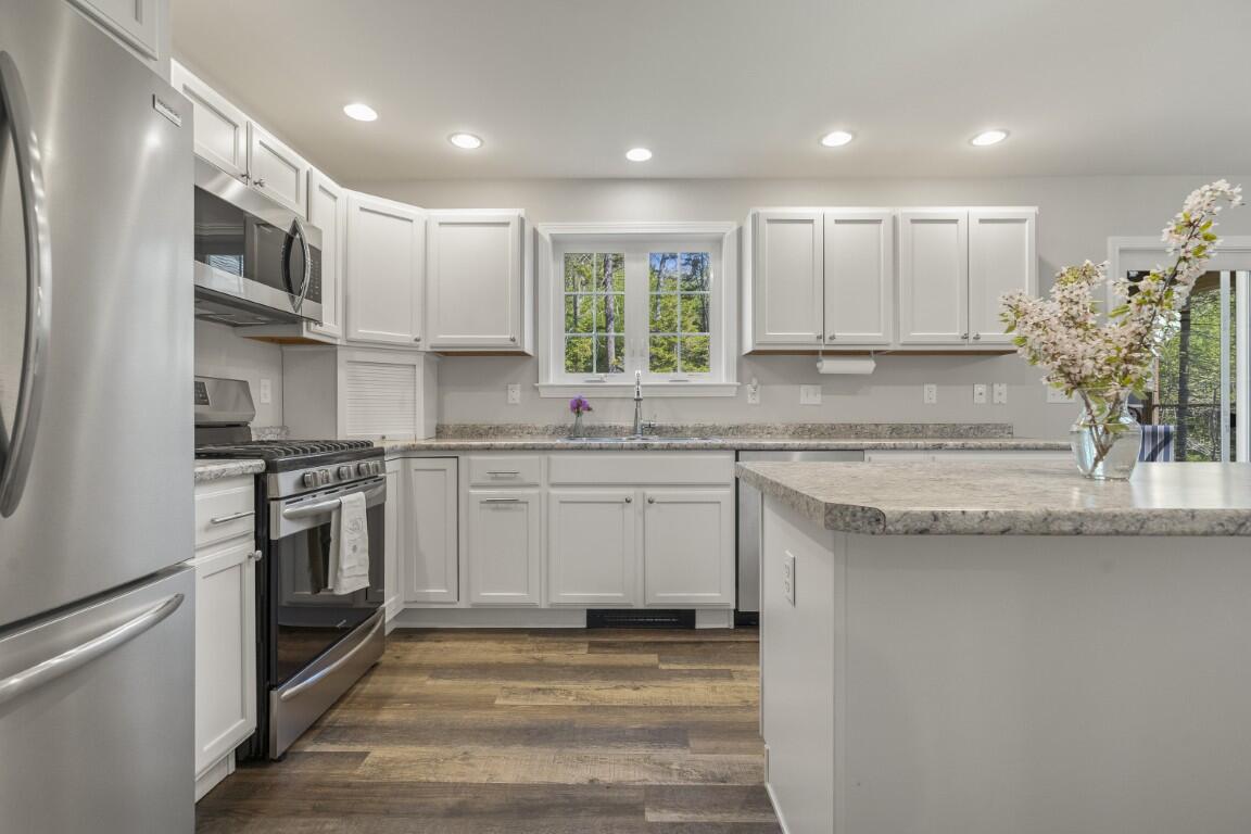 15 Shipbuilder Road Boothbay ME 04544