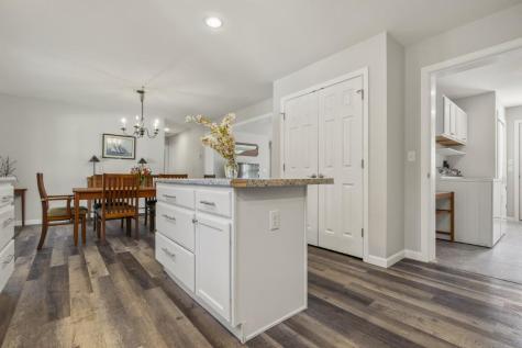 15 Shipbuilder Road Boothbay ME 04544