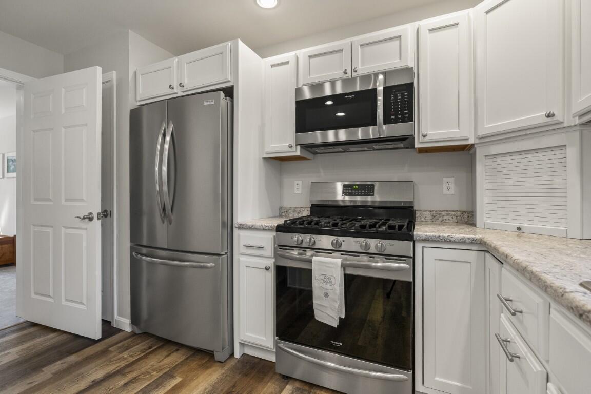 15 Shipbuilder Road Boothbay ME 04544