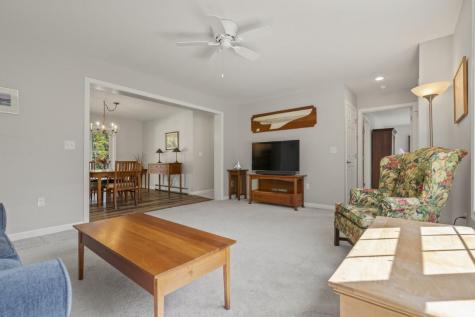 15 Shipbuilder Road Boothbay ME 04544