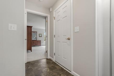 15 Shipbuilder Road Boothbay ME 04544