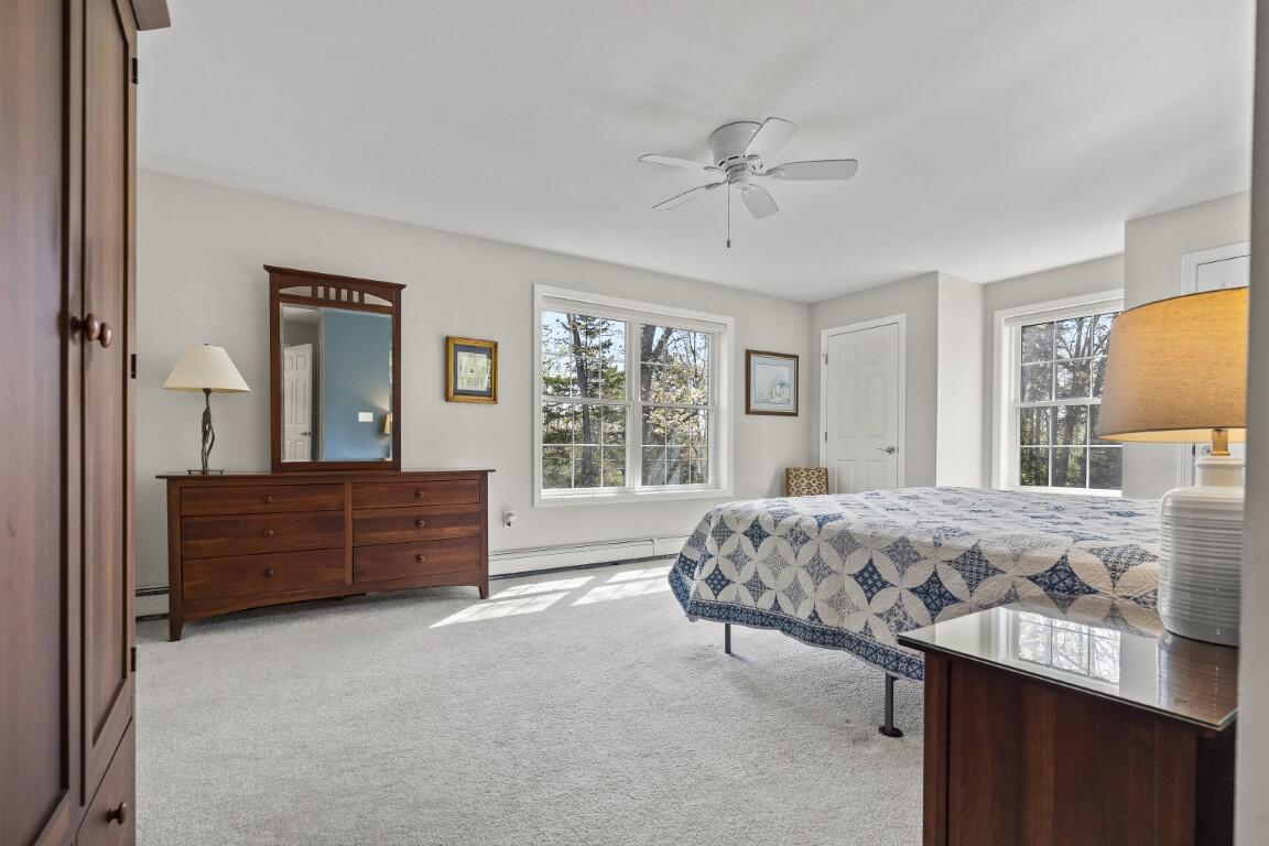 15 Shipbuilder Road Boothbay ME 04544