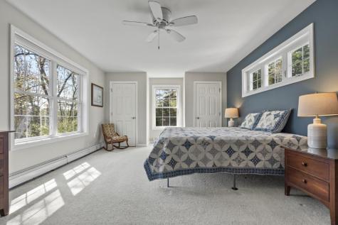 15 Shipbuilder Road Boothbay ME 04544