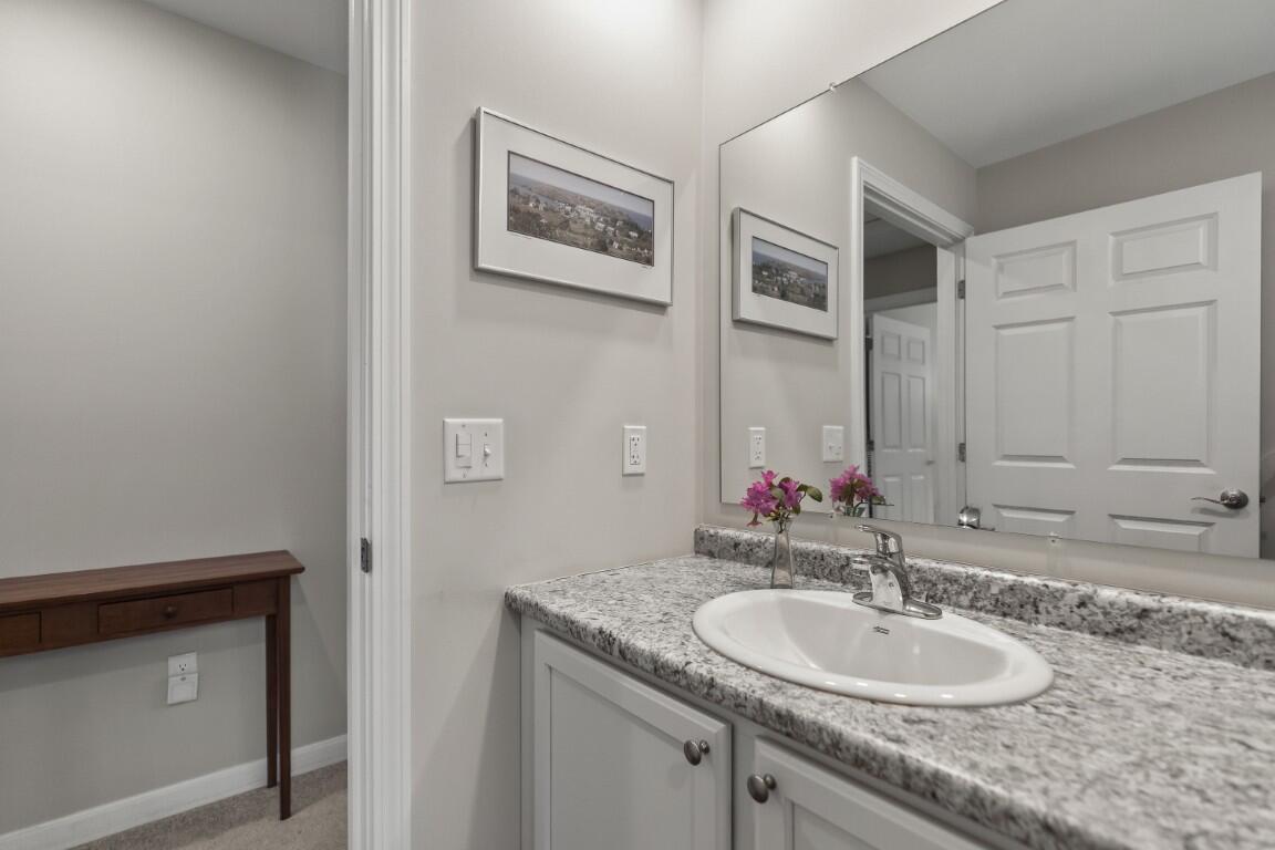 15 Shipbuilder Road Boothbay ME 04544