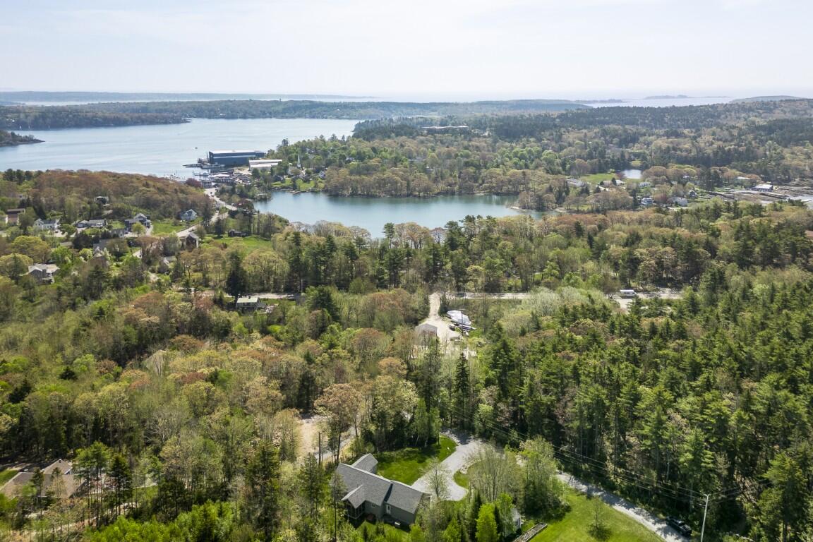 15 Shipbuilder Road Boothbay ME 04544