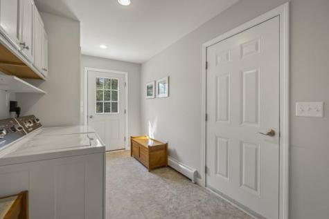 15 Shipbuilder Road Boothbay ME 04544