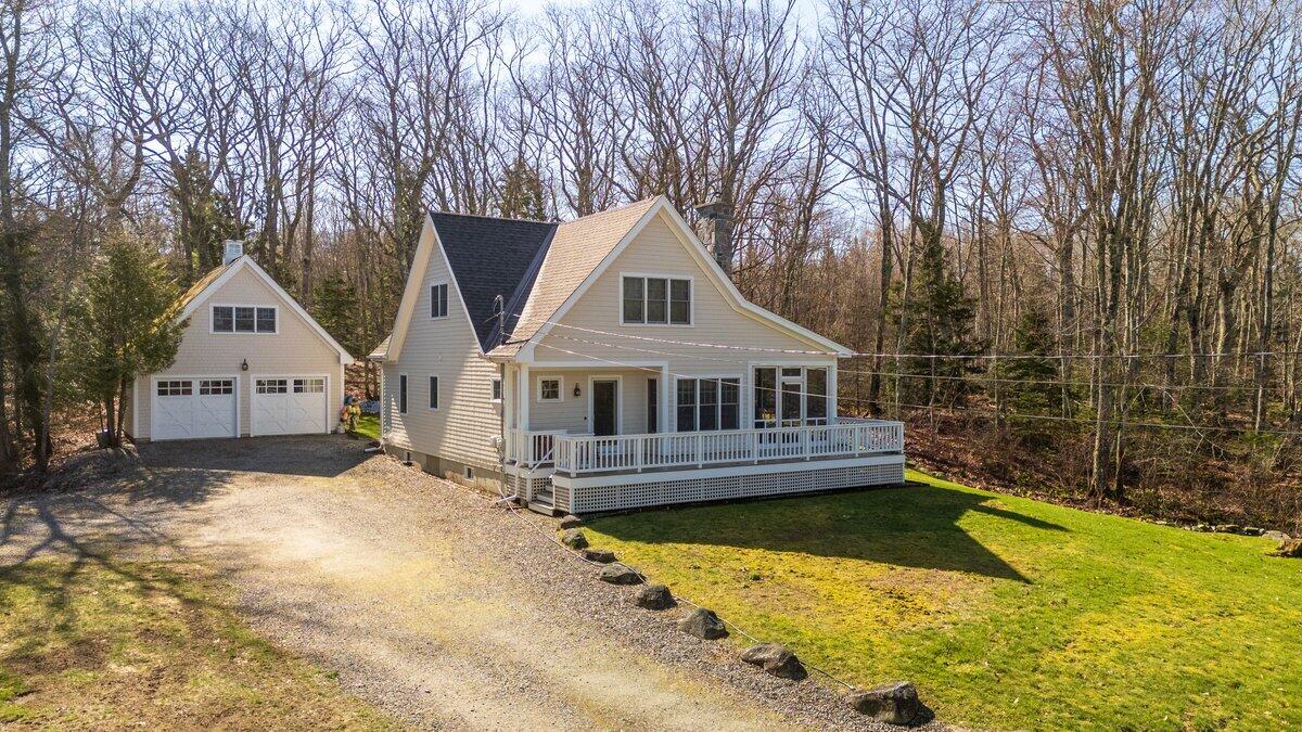 55 Pinkham Road Bristol ME 04554