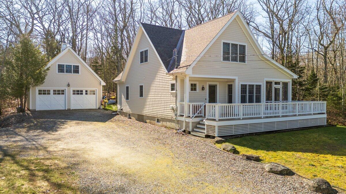 55 Pinkham Road Bristol ME 04554