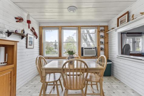 84 Stovers Point Road Harpswell ME 04079