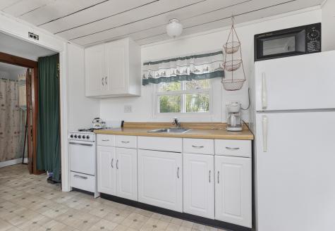 84 Stovers Point Road Harpswell ME 04079