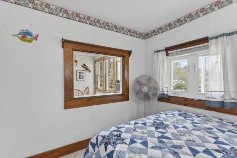 84 Stovers Point Road Harpswell ME 04079