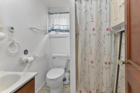 84 Stovers Point Road Harpswell ME 04079