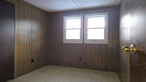 26 Garfield Street Calais ME 04619