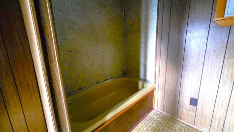 26 Garfield Street Calais ME 04619