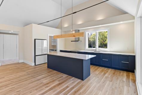 11 Iron Bluff Road Lincolnville ME 04849