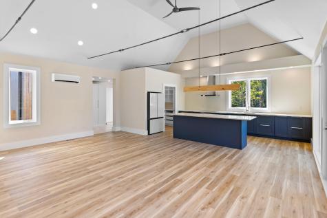 11 Iron Bluff Road Lincolnville ME 04849