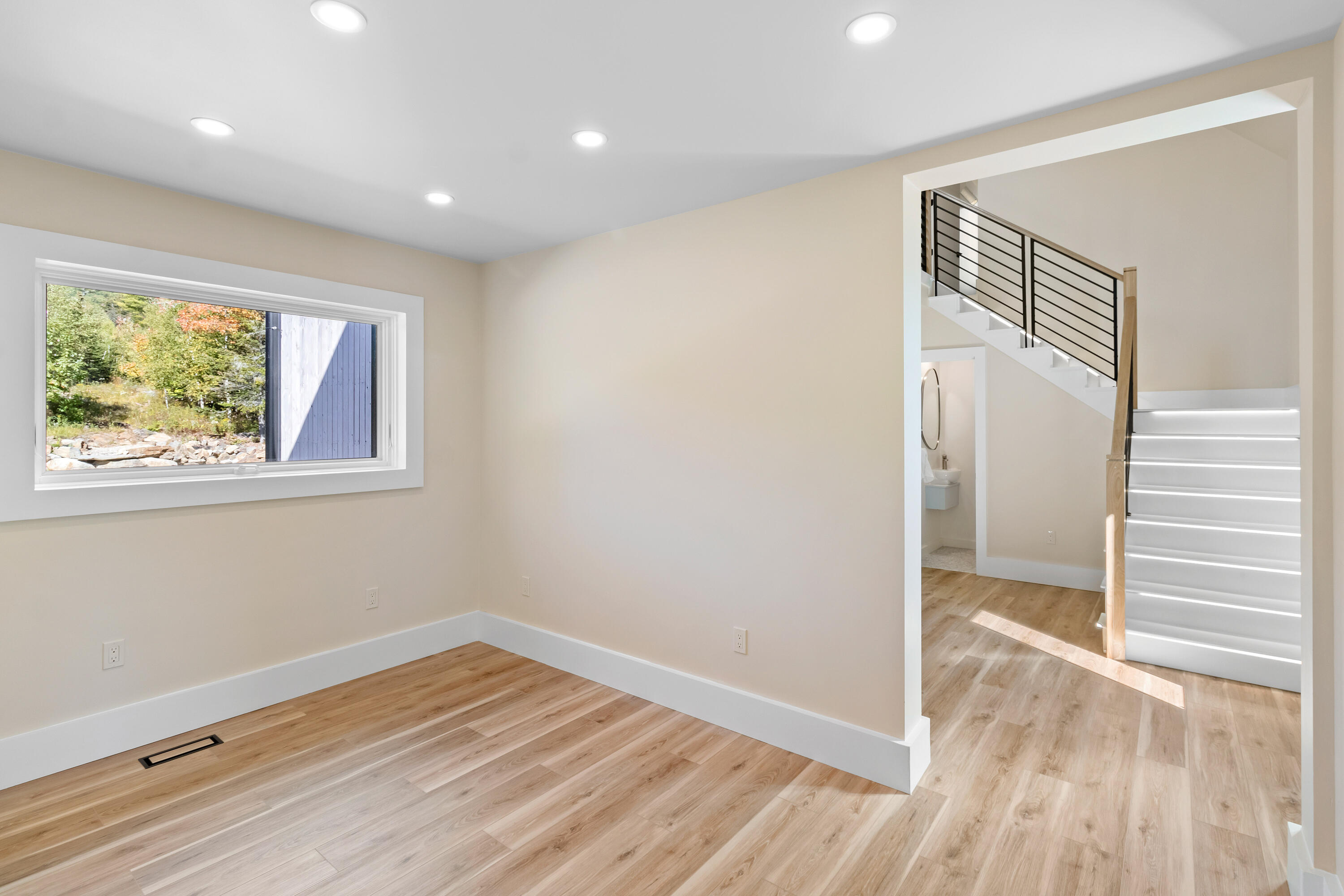 11 Iron Bluff Road Lincolnville ME 04849