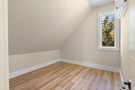 11 Iron Bluff Road Lincolnville ME 04849