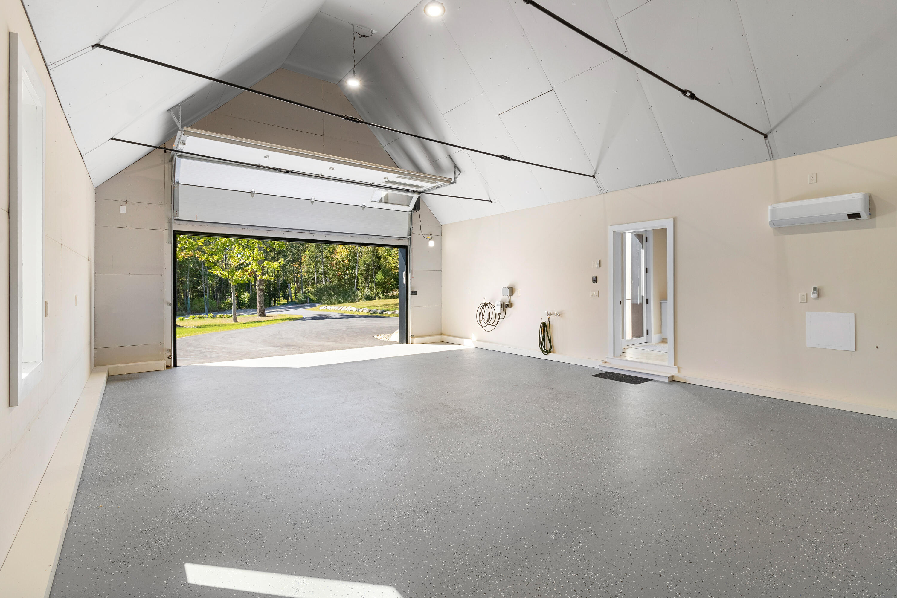 11 Iron Bluff Road Lincolnville ME 04849