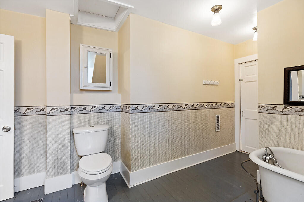 247 Winthrop Center Road Winthrop ME 04364