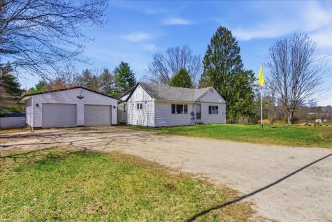 304 Hardscrabble Road Poland ME 04274