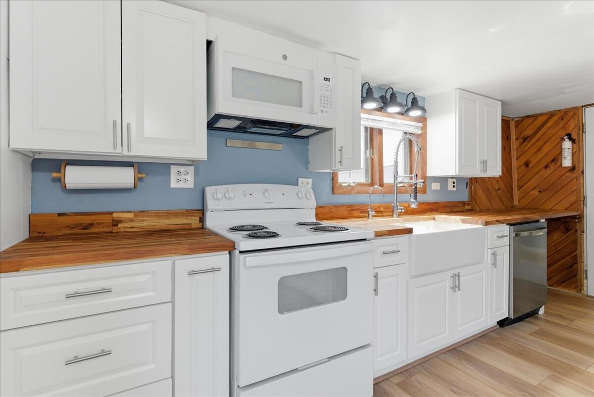 304 Hardscrabble Road Poland ME 04274