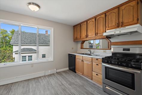 25 Main Road Road Eddington ME 04428