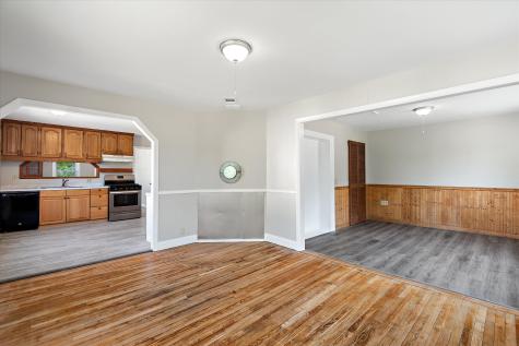 25 Main Road Road Eddington ME 04428