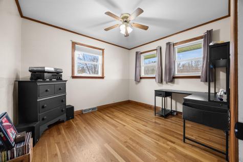 20 Thompson Road Veazie ME 04401