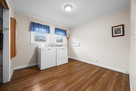 20 Thompson Road Veazie ME 04401